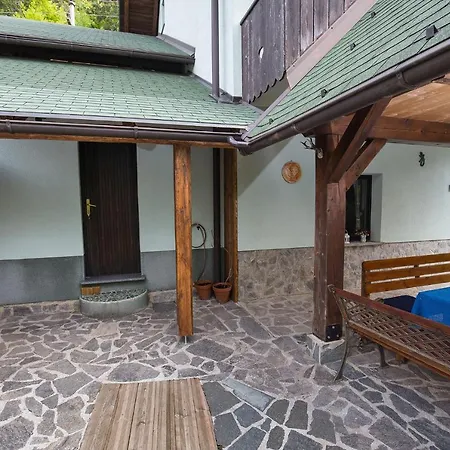 Slabnik Nature Escape 2*