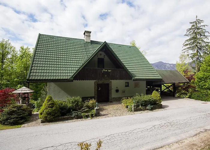 Slabnik Nature Escape Bed & Breakfast 2*